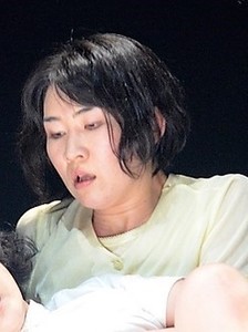 キャスト紹介_仲谷.jpg